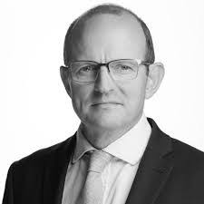 Eleanor Springer's Instagram, Twitter & Facebook