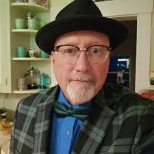 John De Lancie, Jeri Ryan, Kate Mulgrew, and Robert Picardo…. Friendship  goals! #roddenberry #startrekvoyager #tbt