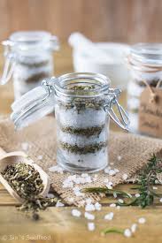 Easy, you simply klick selbst gemacht & mitgebracht: Sia S Soulfood Foodblog Geschenke Aus Der Kuche Knoblauch Chili Ol Und Krauter Salz Geschenke Aus Der Kuche Geschenke Im Glas Weihnachten Geschenke