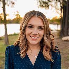 Erin Kohlhepp's Instagram, Twitter & Facebook