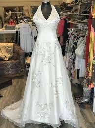 But with the plunging neckline, halter and pockets we have a feeling this is another dress on our list inspired by meghan markle's stella mccartney wedding reception gown. Oleg Cassini Two Piece Halter Style Formal Wedding Dress Size 2 Xs Tradesy