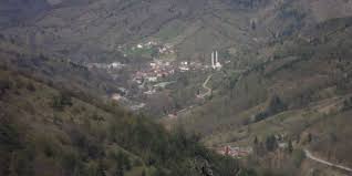 1944 yılında nahiye olarak safranbolu ilçesine bağlıyken, ayrılarak zonguldak ilinin ilçesi olmuş, 1991 yılında da. Ulus Zafer Koyu