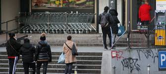 Corona Krise Politiker Verlangen Fraktionsubergreifend Pandemiewirtschaft Politiker Aus Mehreren Parteien For In 2020 Leben In Deutschland Corona Krankheitsverlauf