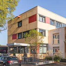 Die tagespflege ist teilstationär und kommt für sie in frage, wenn sie zu hause wohnen bleiben möchten, aber im alltag hilfe und pflege wünschen. Bonner Strasse In 51145 Koln Porz Nordrhein Westfalen