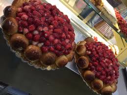 Maybe you would like to learn more about one of these? Torta Fiocco Di Neve Foto Di Pasticceria Poppella Napoli Tripadvisor