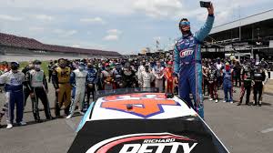 See more ideas about nascar, nascar champions, nascar racing. A Note To Racing S Racists You Scared No One Least Of All Bubba Wallace