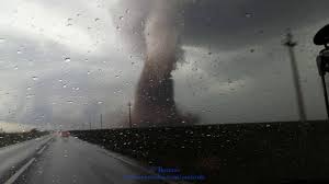 Video / fenomen extrem în românia! Tornado Near Drajna Romania Youtube
