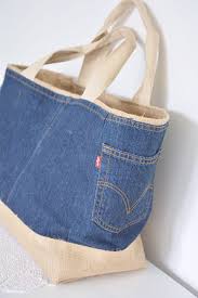 Yang ini juga menjulingkan mata sesiapa yang masuk ke dalam outlet tersebut. 160 Jeans Beg Ideas In 2021 Boho Chic Hiasan Pokok Corak Menjahit