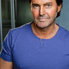 Nicholas Zack Heart (@outbackzack) • Instagram photos and videos