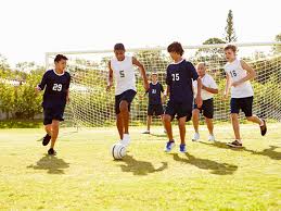 Avoid the sugary cereals if possible, the types of breakfast you want to be aiming for is things like porridge oats or granola, topped with reduced fat. Game Day Nutrition Tips For Young Athletes