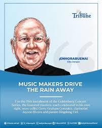 Soon, we found ourselves gladly surrounded by familiar faces — friends,  artists, and fellow music lovers, plus excited students accompanied by  their equally-thrilled teachers — all enclosed in a rare kind of