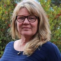 Colleen Cheek's Instagram, Twitter & Facebook