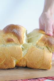Popular in asian bakeries, this bread has its distinctive texture due to the usage of a tangzhong, a cooked starter. Hokkaido Milk Bread Shokupan Mildly Meandering