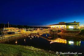 Tanglewood boasts two great lake texoma restaurants for guests: Lake Texoma In Pictures Island Bar Grill