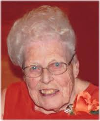 Letitia Hunt's Instagram, Twitter & Facebook