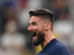 Desert Outtakes: England's Lee Hendrie tempts fate with Giroud prediction