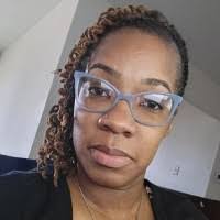 Amber Drayton's Instagram, Twitter & Facebook