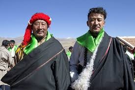 Tibetan Clothing and Diverse Tibetan ...