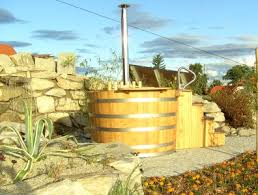 Gartenhaus aus holz selber bauen. Holzfass Regentonnen Regenfass Fasser Weinfasser