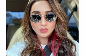Mimi chakraborty (মিমি চক্রবর্তী) is a very popular bengali film, television actress and politician. Tmc Mp Mimi Chakraborty Unwell Days After Taking Fake Vaccine Shot In Kolkata