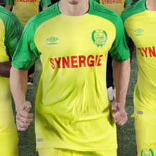 Maillot domicile hbc nantes 2019/20. Sortie Des Maillots Du Fc Nantes Domicile Et Exterieur 2017 2018 Footy Headlines Fr