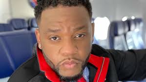 Deshon Burks's Instagram, Twitter & Facebook