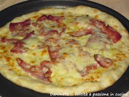 Ecco la pizza con mascarpone, noci e speck. Pizza Con Speck E Scamorza Ricetta N 145 Daniwella Felicita E Passione In Cucina