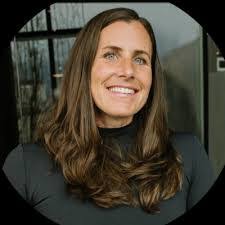 Rebecca Klass's Instagram, Twitter & Facebook