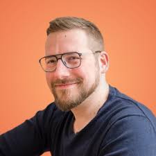 Imane Kibani sur LinkedIn : Je suis très fière de vous annoncer mon  intégration chez Orange Business…