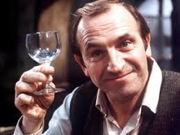 Today, we raise a glass to former Intelligence Corps soldier Leonard  Rossiter, who died