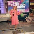 TODAY is the day! 🙌🌻🎉 Show us... - The Kelly Clarkson ...