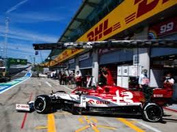 Spielberg ist neben monaco die kürzestes piste im kalender, entsprechend zusammengepfercht erwarten wir das feld. Ergebnisse F1 Grosser Preis Der Steiermark Spielberg 12 07 2020 Startaufstellung