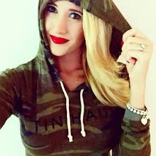 Jenna Michelle Straub's 11 Carat Pear Shaped Diamond Ring