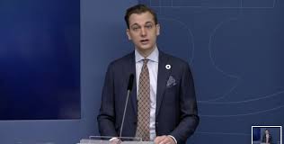 It would mark the second time lawmakers have sought to boost the checks to $2,000 per person, following a december 24 vote in the house during a pro forma session. Akl0aydpiu2xbm