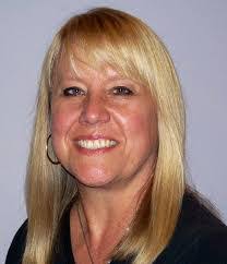 Lori Hedges's Instagram, Twitter & Facebook