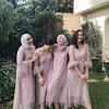 May 24, 2021 · desainer perhiasan dan sosialita wanda ponika punya style kebaya menawan dengan detail modern. 3