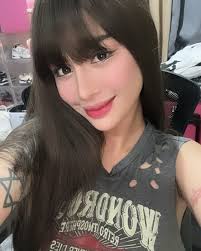 Josh Mac's Instagram, Twitter & Facebook