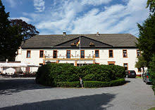 Nur gut, dass im entzückenden witten vielzählige unterschiedliche ausgezeichnete speisewirtschaften, mit unterschiedlichen gaumenfreuden zur wahl stehen, beispielshalber sei hier das haus rauendahl genannt. Schloss Steinhausen Wikipedia