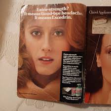 COSMOPOLIAN MAGAZINE November 1977 Kathy Speirs.