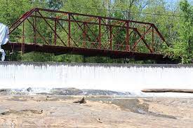 The trail is primarily used for hiking and walking. Glendale Shoals Preserve Picture Of Glendale Shoals Preserve Spartanburg Tripadvisor
