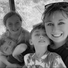 Ashley Gerken (aneilmes)