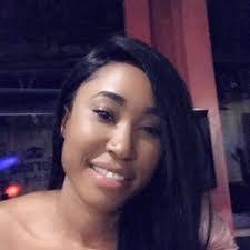 Karla Monk's Instagram, Twitter & Facebook