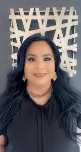 Michelle Merlo's Instagram, Twitter & Facebook