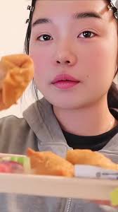 𝗗𝗮𝗶𝘀𝘆 𝗲𝗮𝘁𝗶𝗻𝗴 𝗳𝗮𝗻𝗰𝗮𝗺 -𝗴𝗶𝘇𝗼𝘀 || selamm ben hesaba  tekrardan geldim beni hatırlayanlar vardır belkii😻🦋 || #daisy #eating  #fancam #yealsy