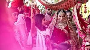 Anand Karaj Pics Deepika And Ranveer In All Their Red Glory Indian Wedding Photography Bride Entry Celebrity Weddings