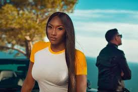 Aya Nakamura La Chanteuse S Est Affichee Seins Nus Son Nouveau Cliche Tres Sexy La courneuve moda derslerine devam etti. aya nakamura la chanteuse s est