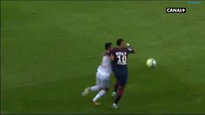Neymar a été de tous les bons coups du psg en première période. Neymar Coup Du Sombrero Corentin Jean Psg Toulouse 6 2 Youtube