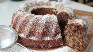 Er ist sehr schnell gemacht und schmeckt super lecker. Saftiger Schoko Nuss Kuchen Nach Oma S Rezept Ruhrkuchen Backen Youtube