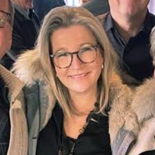 Stolz auf 25 Jahre Mode-Atelier Sandra Wenk