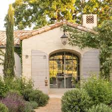 Book Review Patina Farm Spanish Style Homes Patina Farm Mediterranean Homes
